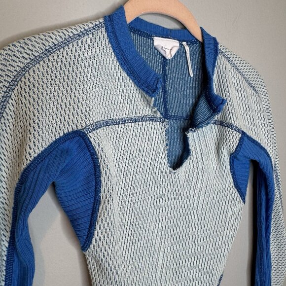 Out From Under Crop Top Small Blue Long Sleeve Urban Outfitters - Picture 3 of 5